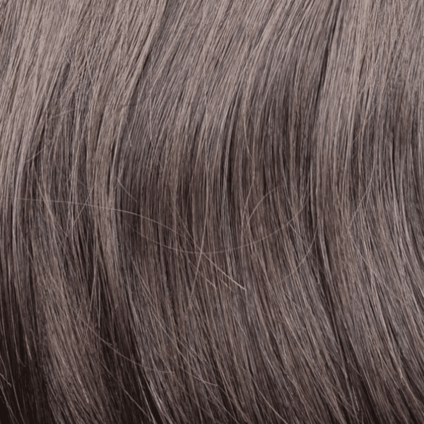Nahaufnahme der Haarstruktur – C&K Tape-In Extensions glatt #2 Dark Brown