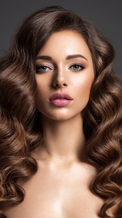 Beautiful,Woman,With,Long,Brown,Hair.,Beautiful,Face,Of,An Perücken HD Lace Wigs